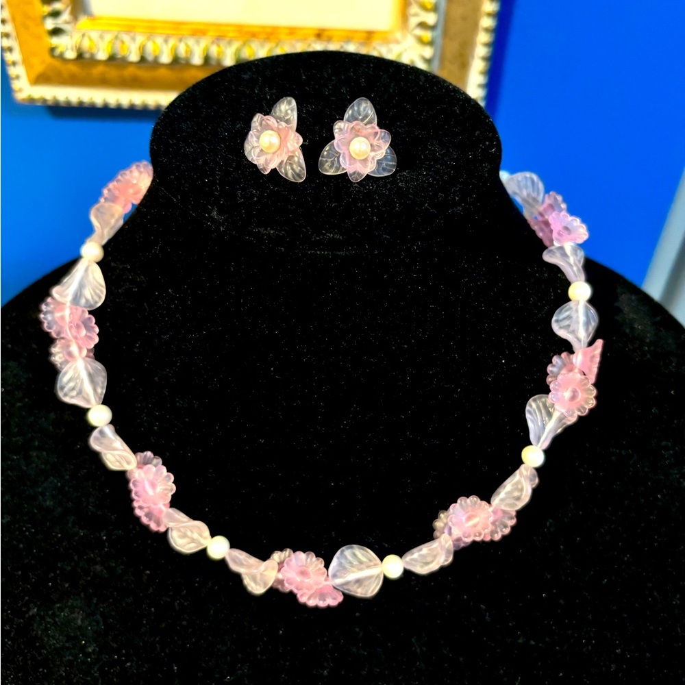 Avon Choker and Earring Set